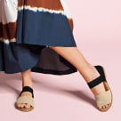 Sandale mit Stretchriemen Schwarz/Beige – modischer und bequemer Schuh für Hallux valgus und empfindliche Füße von LaShoe.de