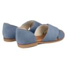 Flache Sandale mit Kreuzriemen Bleu – modischer und bequemer Schuh für Hallux valgus und empfindliche Füße von LaShoe.de