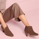 Stiefelette mit V-Cut-Out Braun – modischer und bequemer Schuh für Hallux valgus und empfindliche Füße von LaShoe.de