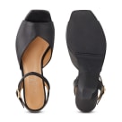 Sandale Herzausschnitt schwarz – modischer und bequemer Schuh für Hallux valgus und empfindliche Füße von LaShoe.de