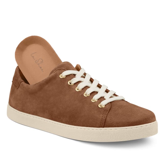 Flat Sneaker Cognac – modischer und bequemer Schuh für Hallux valgus und empfindliche Füße von LaShoe.de